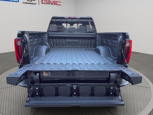 New 2026 GMC Sierra 3500 Denali w/ Technology Package image 20