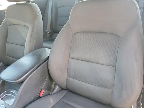 Used 2022 Chevrolet Malibu LS image 6