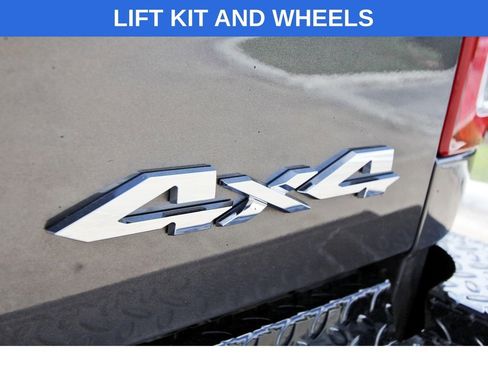 Used 2024 RAM 2500 Tradesman w/ Chrome Appearance Group AWD/4WD image 26