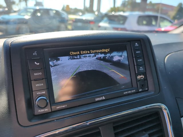 Used 2018 Dodge Grand Caravan GT FWD image 17
