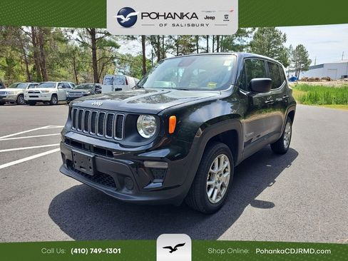Used 2023 Jeep Renegade Latitude AWD/4WD image 1