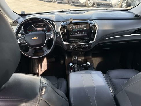 Used 2018 Chevrolet Traverse Premier image 15