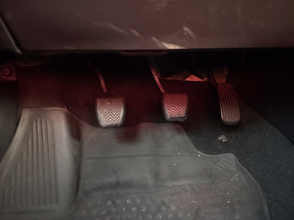 Used 2021 Toyota Corolla XSE w/ Carpet Mat Package (TMS) FWD image 24