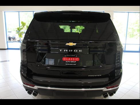 Used 2026 Chevrolet Tahoe Premier w/ Sun And Tow Package AWD/4WD image 6