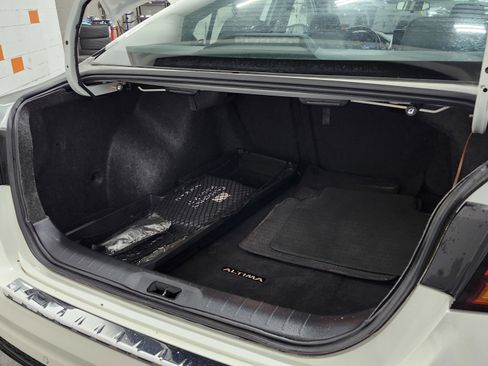 Used 2023 Nissan Altima 2.0 SR image 24