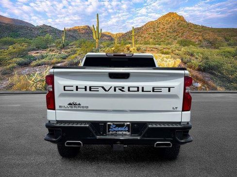 Used 2023 Chevrolet Silverado 1500 LT Trail Boss w/ LT Trail Boss Premium Package AWD/4WD image 5