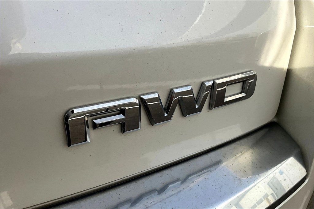 Used 2015 GMC Acadia Denali AWD/4WD image 24
