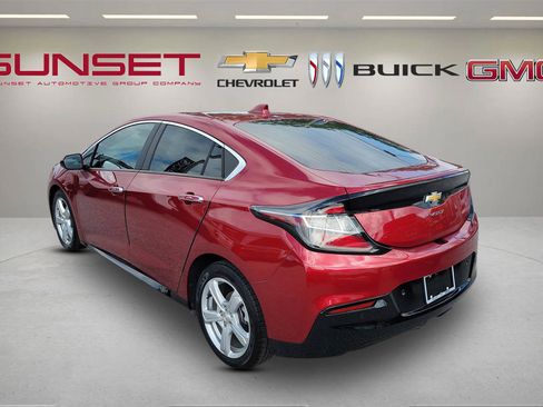 Certified 2018 Chevrolet Volt LT w/ LT Driver Confidence Package FWD image 6
