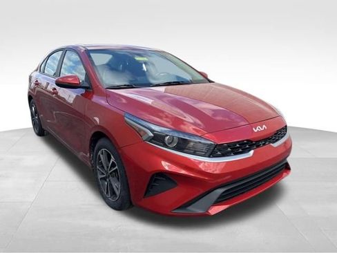 Used 2024 Kia Forte LXS w/ LXS Technology Package image 1