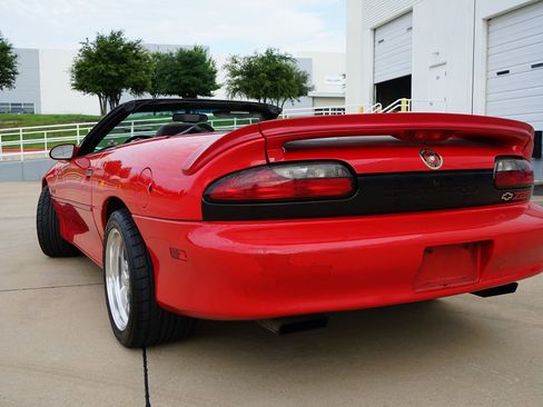 Used 1995 Chevrolet Camaro Z28 image 9
