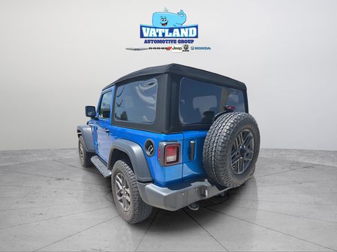 Used 2024 Jeep Wrangler Sport AWD/4WD image 42