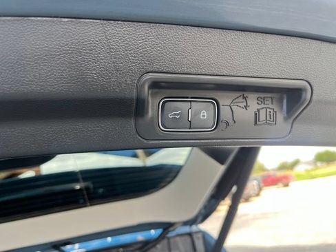 Used 2026 Ford Explorer Active w/ Active Comfort Package RWD image 10