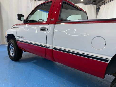 Used 1994 Dodge Ram 1500 Truck 4x4 Regular Cab image 16