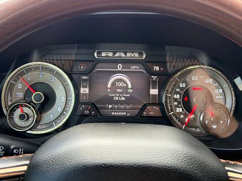 Used 2022 RAM 1500 Limited AWD/4WD image 19