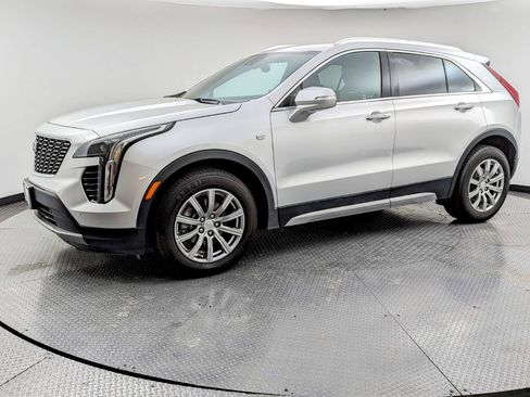 Used 2021 Cadillac XT4 Sport AWD/4WD image 3