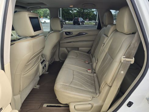 Used 2013 INFINITI JX35 AWD w/ Premium Pkg image 8
