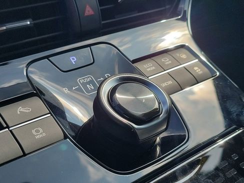 Used 2024 Toyota bZ4X Limited image 25