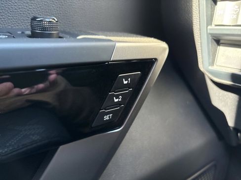 Used 2025 Toyota Tundra Limited image 25