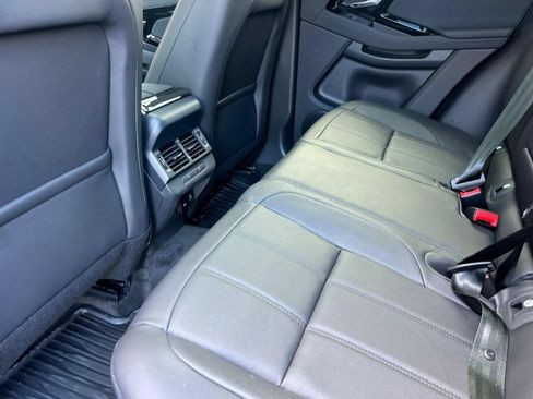 New 2026 Land Rover Range Rover Evoque Dynamic SE AWD/4WD image 24
