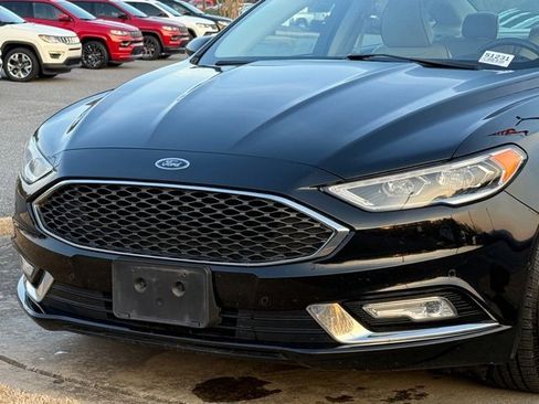 Used 2017 Ford Fusion Energi Platinum image 10