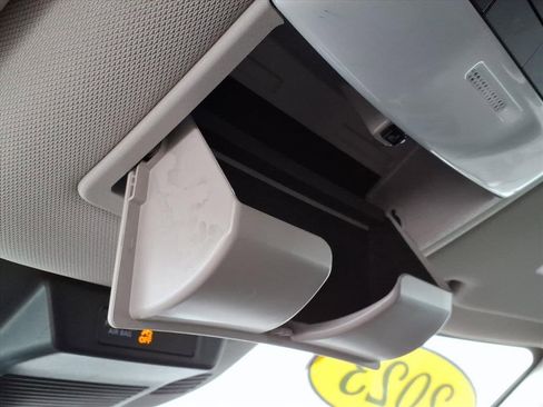 Certified 2023 Nissan Rogue S image 26