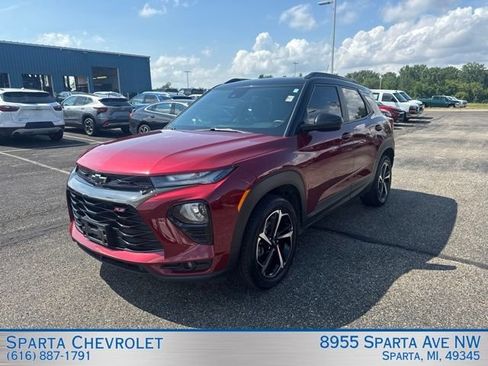 Used 2022 Chevrolet TrailBlazer RS w/ Sun and Liftgate Package AWD/4WD image 7