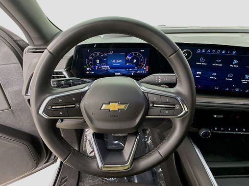 Used 2025 Chevrolet Tahoe LS image 11