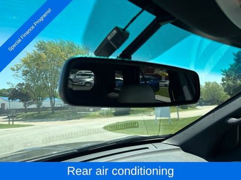 Used 2015 Ford Explorer XLT w/ Equipment Group 202A FWD image 21