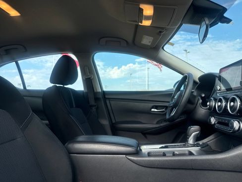 Certified 2025 Nissan Sentra SV FWD image 26