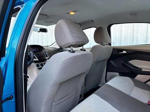 Used 2014 Ford Focus SE FWD image 11