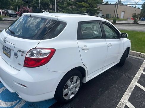Used 2009 Toyota Matrix S AWD/4WD image 4