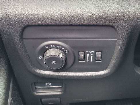 New 2026 Jeep Grand Cherokee L Limited w/ Limited Altitude Package image 10