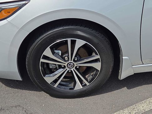 Used 2023 Nissan Sentra SV FWD image 8
