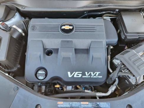 Used 2017 Chevrolet Equinox Premier w/ Enhanced Convenience Package AWD/4WD image 33