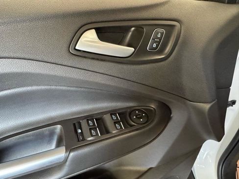 Used 2019 Ford Escape SE AWD/4WD image 12