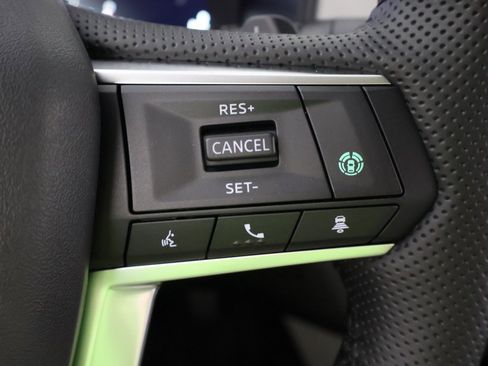 New 2025 Mitsubishi Outlander SE image 47