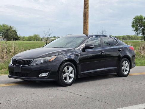 Used 2014 Kia Optima LX image 2