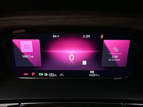 Used 2025 Volkswagen Atlas SEL image 12