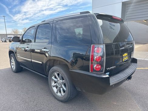 Used 2013 GMC Yukon Denali image 9