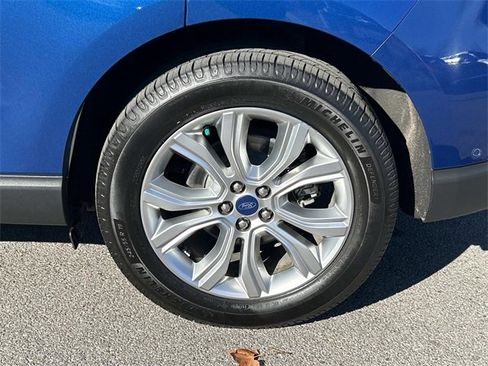 Certified 2020 Ford Edge Titanium w/ Equipment Group 301A image 14