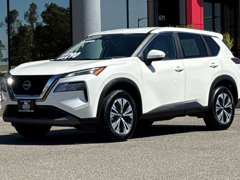 Used 2023 Nissan Rogue SV FWD image 10