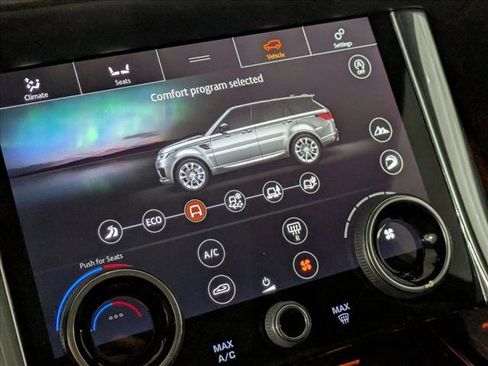 Used 2020 Land Rover Range Rover Sport HST image 16