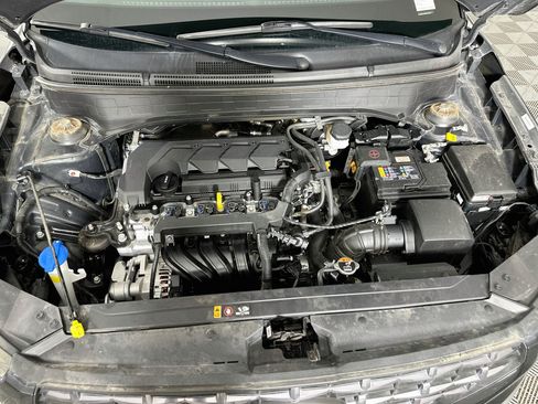 Used 2025 Hyundai Venue SEL FWD image 30