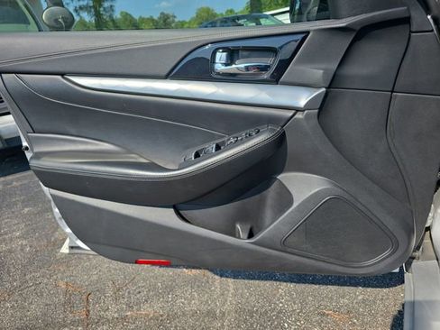 Used 2023 Nissan Maxima SV w/ Floor Mat Group image 27