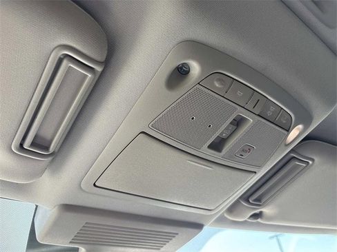 Used 2020 Nissan Armada SL w/ Premium Package image 37