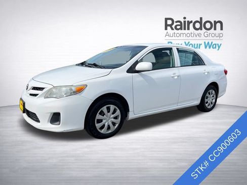 Used 2012 Toyota Corolla L FWD image 3