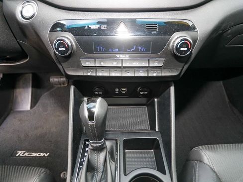 Used 2017 Hyundai Tucson SE Plus image 19