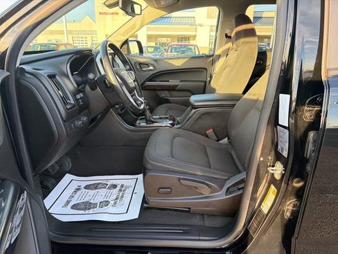 Used 2022 GMC Canyon Elevation image 9