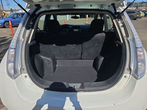 Used 2016 Nissan Leaf SV FWD image 12
