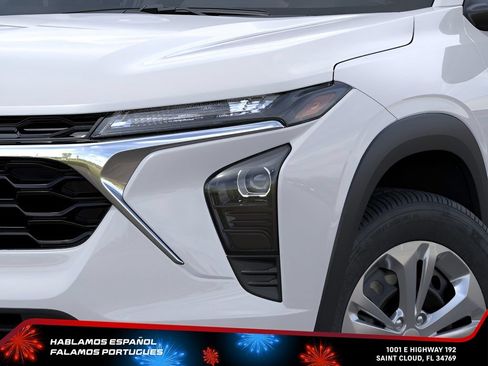 New 2026 Chevrolet Trax LS FWD image 17